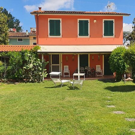 La Casa Delle Buone Letture Villa Lucca Eksteriør billede