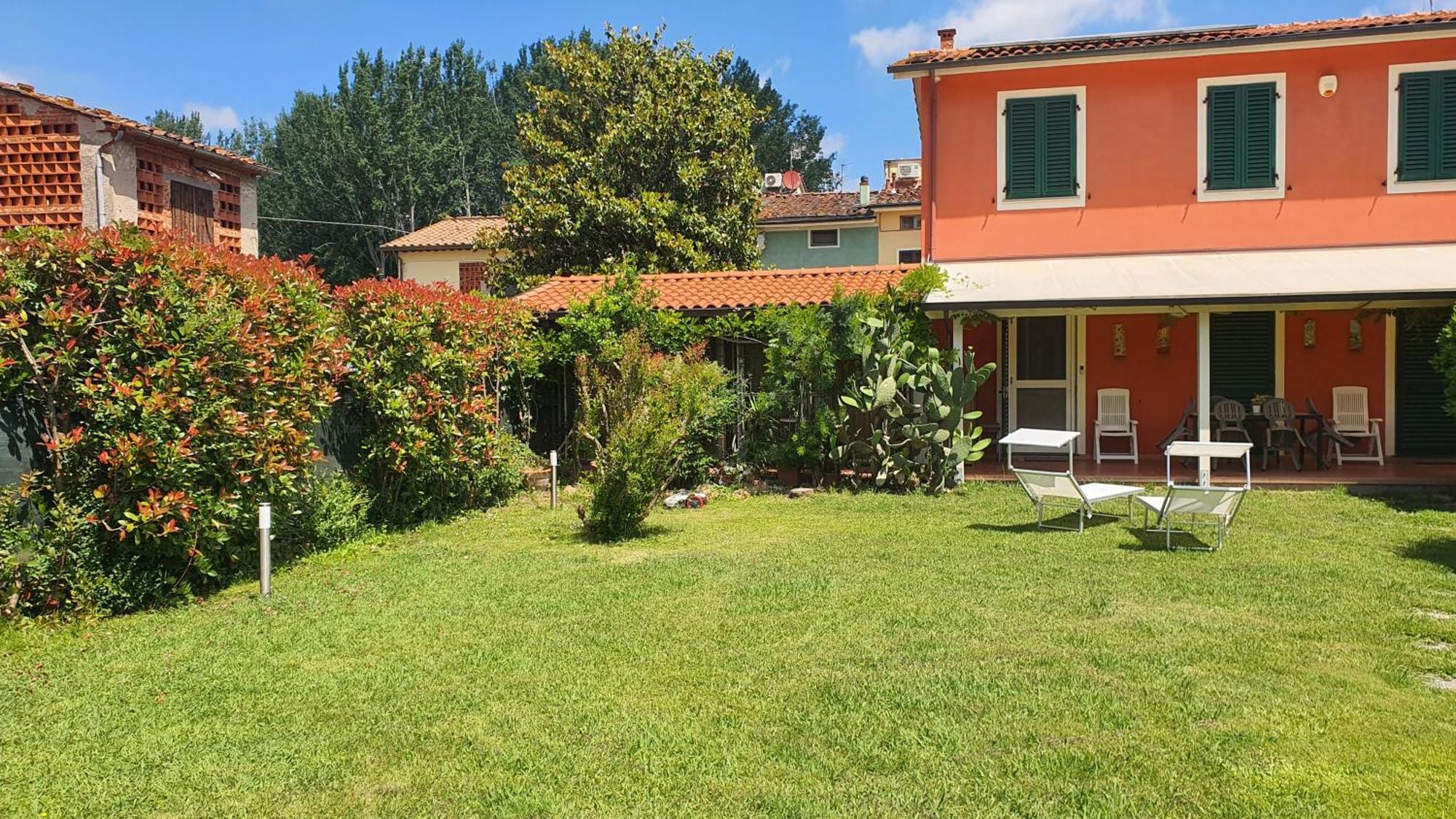 La Casa Delle Buone Letture Villa Lucca Eksteriør billede